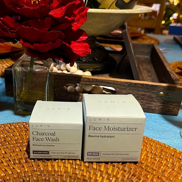 🖤Nwt “Sale”LUMIN Face wash & Moisturizer set can be used by a Man or Woman - Picture 1 of 8